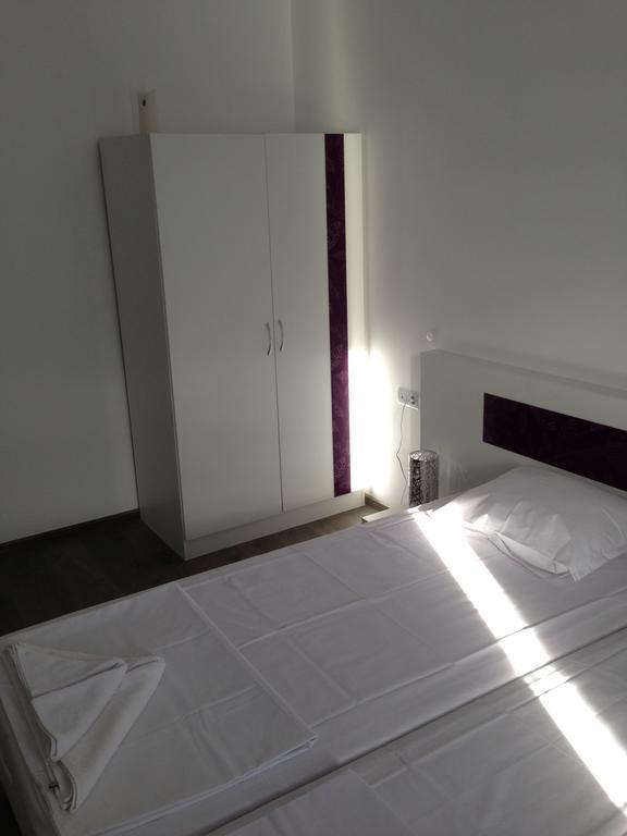Hypnotic Complex Hotel เนเซบาร์ ห้อง รูปภาพ