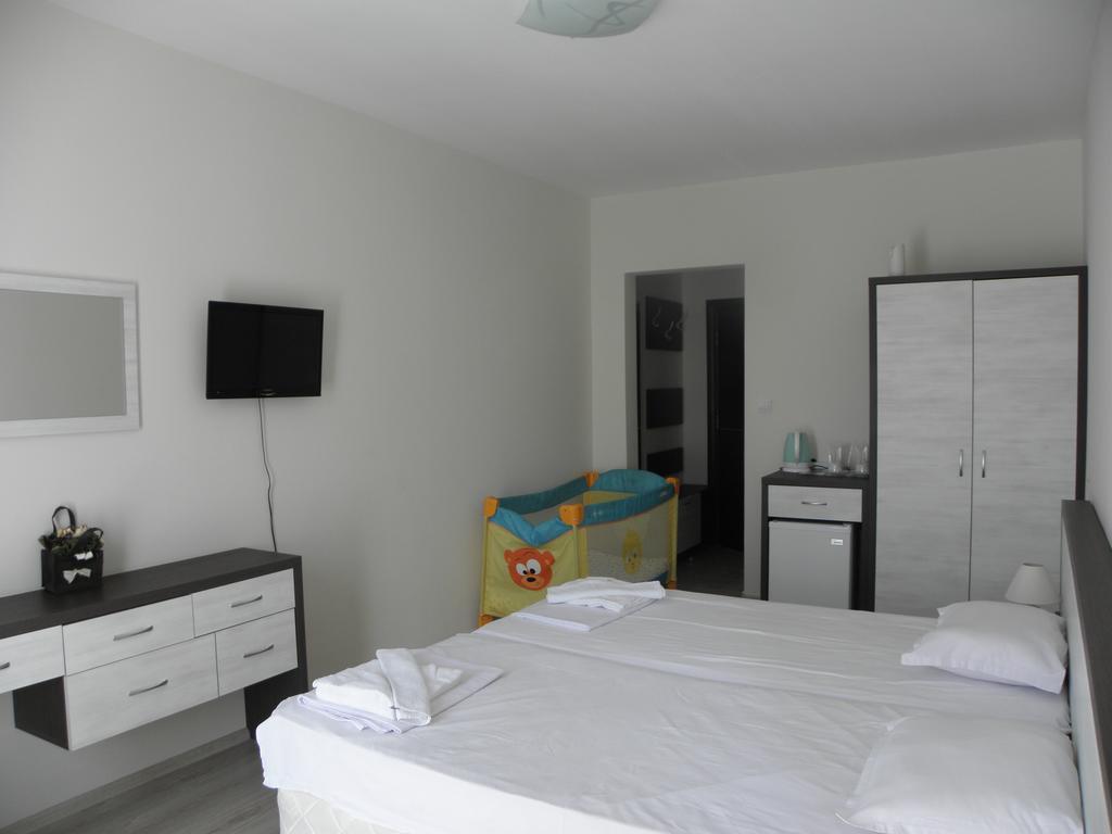 Hypnotic Complex Hotel เนเซบาร์ ภายนอก รูปภาพ